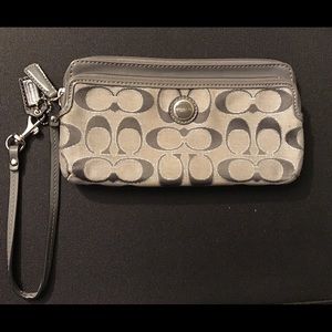 Coach Signature Large Double Zip Wristlet